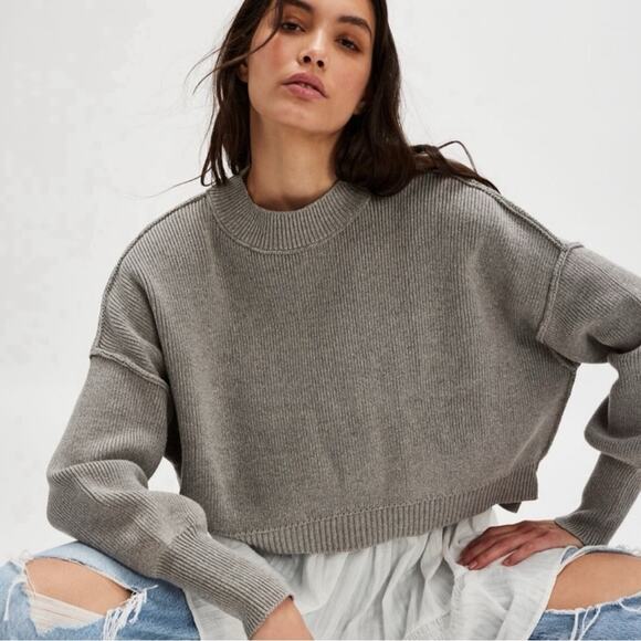 Free People Easy Street Crop Pullover Sweater in Grey Size Large Preppy Fall - Picture 5 of 14